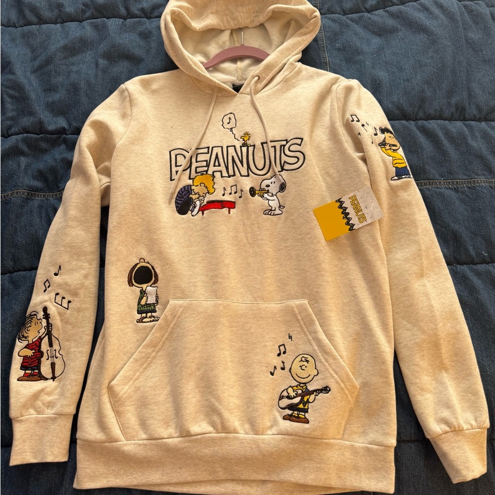 Peanuts Embroidered Hoodie in Cream